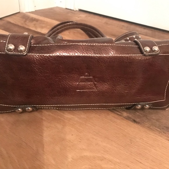 Large - Picture 3 of 4